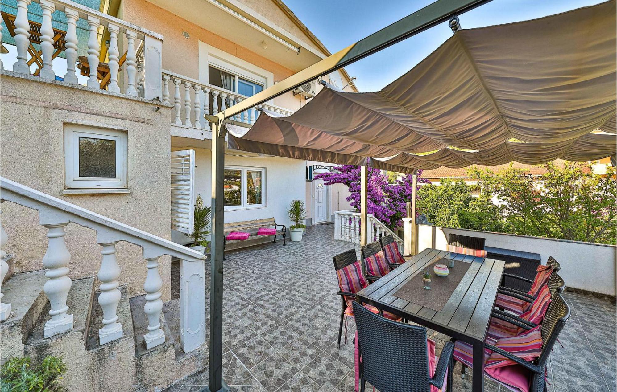 Stunning Home In Marina With Heated Swimming Pool Exterior photo